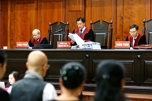 Tòa phúc thẩm bác kháng cáo cả ông Vũ lẫn bà Thảo