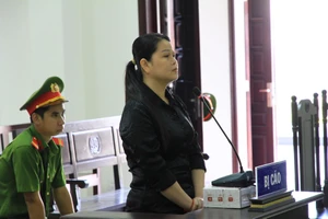 Tử hình nữ thợ tóc làm ăn với trai ngoại qua Google dịch