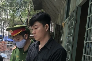 Nhân viên ngân hàng trộm hơn 31,5 tỉ đồng từ các máy ATM