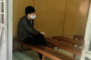 Cho khách Tây uống thuốc ngủ rồi đưa vào bệnh viện để cướp