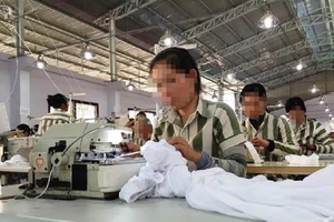 Đảm bảo kiểm sát việc tha tù trước hạn khi đang chống dịch 