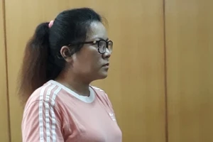 Nữ cựu công chức lừa đảo, ra tòa thừa nhận mình ích kỷ