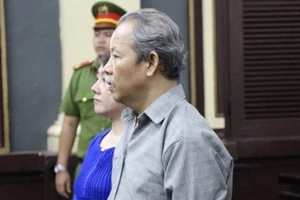 Cựu trưởng ban bồi thường giải phóng mặt bằng đã nộp hơn 5 tỉ 