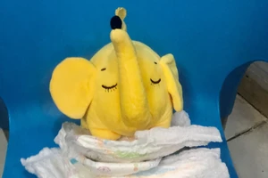 Người cha giấu ma tuý trong tã quần con trai 