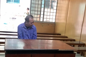 Người sống lang thang đánh chết bạn sau khi bị giật tiền