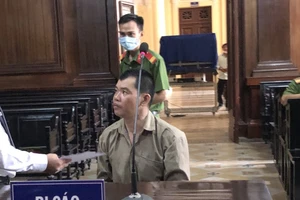 Tử hình em vợ chém anh rể khi ở chung nhà