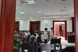 Viện dưới, Viện trên cùng kháng nghị 1 vụ án hiếp dâm