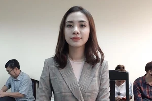 Ca sĩ Miko Lan Trinh bồi thường hơn 60 triệu cho một Công ty 