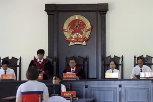 Bình Phước: Phạt tù và buộc người vay phải trả nợ