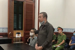 Xử nhóm tổ chức cho người Trung Quốc lưu trú mùa COVID-19