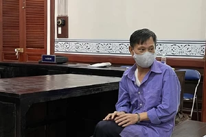Cựu công an TP.HCM lừa chạy án lãnh 8 năm tù