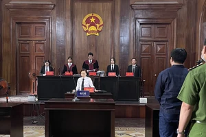 Xử vụ mua bán gần 100kg ma túy liên quan chị gái Dung Hà 