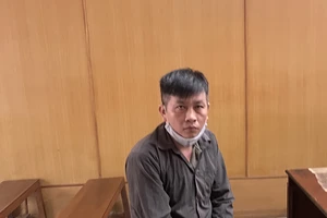 Vợ ra toà xin lại xe đạp điện cho con đi học