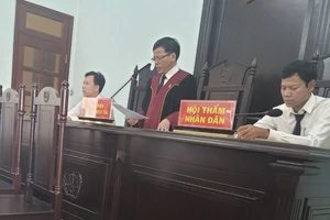 Toà kiến nghị điều tra hành vi đưa, nhận hối lộ của công an