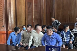 Xử vụ hỗn chiến ở Bình Tân làm 2 người đi đường trúng đạn