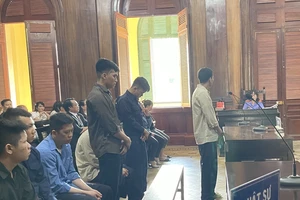 Chém nhau sau tin nhắn bạn gái gọi bằng 'cưng'