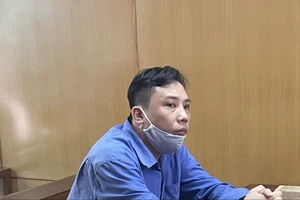 'Ông cố vấn các dự án của Chính phủ' hầu tòa