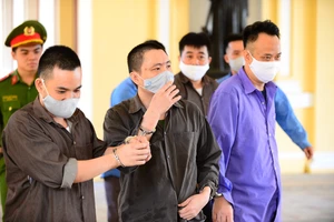 Tăng án những người tiếp tay cho Tuấn 'khỉ'