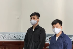 2 thanh niên trộm hàng loạt xe máy tại trung tâm thương mại