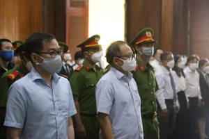 Tòa cho bị cáo Tất Thành Cang đối chất với Tề Trí Dũng