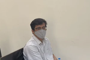 Thợ sửa máy may sát hại bạn vì đòi tiền không được