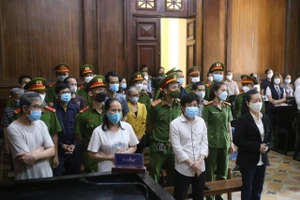 Xét xử Trần Thị Ngọc Xuân và 11 bị cáo về tội hoạt động nhằm lật đổ chính quyền nhân dân