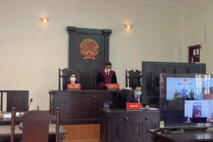 Tòa án quận Tân Phú tổ chức phiên xử trực tuyến đầu tiên 