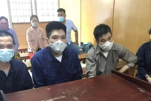 Chuyện nhớ đời của con bạc bị dụ dỗ ra nước ngoài