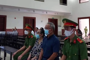 Vắng luật sư, toà hoãn việc xem xét kêu oan của nữ đại gia Dương Thị Bạch Diệp