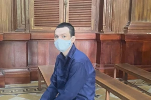 Tuyên tử hình kẻ sát hại người phụ nữ bán thuốc lá vì chuyện chuyển khoản