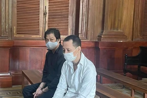 Tuyên tử hình người đàn ông chuyên thủ súng, đạn phòng thân