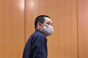 Giả Việt kiều, gạ phụ nữ đi chơi rồi chiếm đoạt gần nửa tỉ trong cốp xe