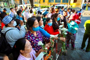 Xử vụ bé gái 8 tuổi bị bạo hành đến chết: Lời khai của cặp đôi Trang, Thái như xát muối vào lòng người dự khán