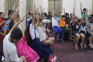 Trẻ hoang mang vì đùng đùng dạy về vùng bikini