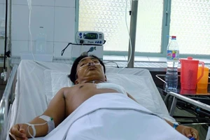 Bị đâm thấu tim vì can ngăn mâu thuẫn đánh bài