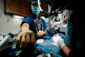 Người phụ nữ đi gọt cằm bị hôn mê đã tử vong