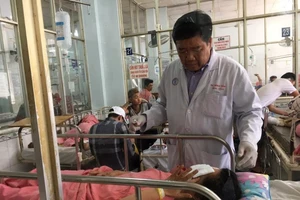 Người phụ nữ hoảng loạn vì tai nạn trên cao tốc do khói