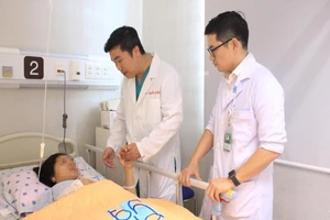 Buộc phải sinh con vì vỡ túi phình động mạch não 