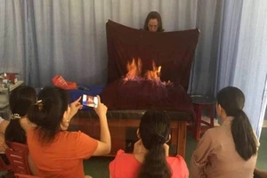 Giám sát 3 cơ sở nghi dùng... lửa để trị bệnh