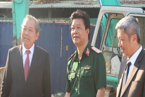 Phó Thủ tướng Trương Hòa Bình thăm bệnh viện quân y 175