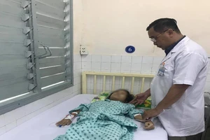 Sốc: Bé gái 14 tuổi bị ung thư cổ tử cung giai đoạn cuối