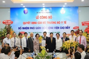 BV Chợ Rẫy có tân Phó Giám đốc và nhận nhiều danh hiệu cao quý