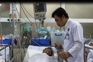 Người đàn ông bàng hoàng kể phút giây bị hổ vồ ở Bình Dương