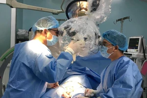 Báo động: Nhiều nam giới từ 15-35 tuổi bị ung thư tinh hoàn