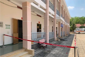 21/27 người tiếp xúc gần với bệnh nhân 45 âm tính với COVID