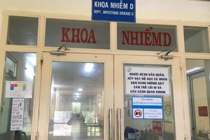 Bệnh nhân 91 được rút ống dẫn lưu màng phổi