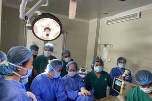 Bệnh viện Từ Dũ thực hiện đốt u xơ tử cung bằng sóng cao tần