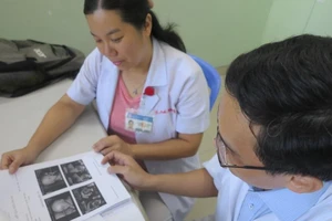 Chuyện chưa kể: Đồng hành thai kỳ của bác sĩ sản với song Nhi 