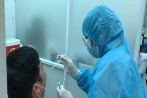 TP.HCM xét nghiệm tất cả người có hội chứng cúm khi đến BV