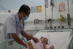 Bé 3 tuổi nguy kịch do căn bệnh không ngờ